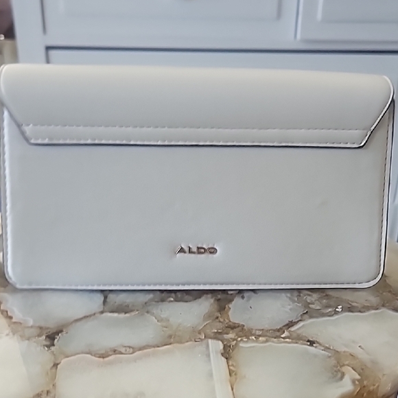 ALDO Sea-Inspired White Clutch - Picture 7 of 9